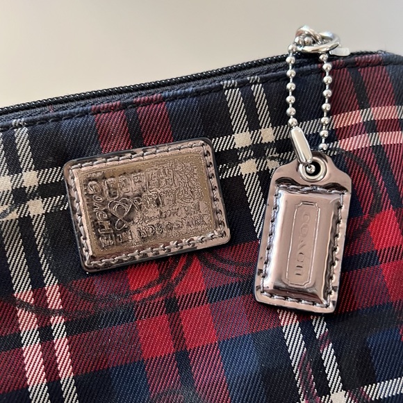 coach poppy wristlet plaid signature c - Picture 6 of 6